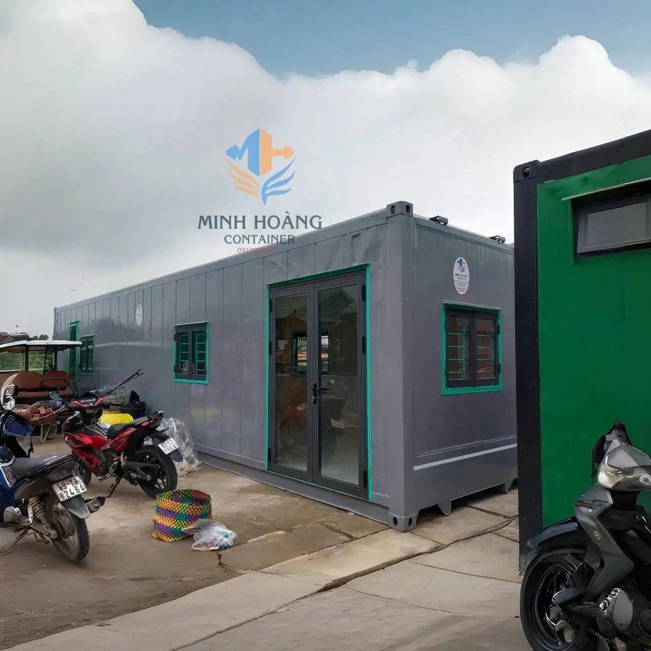 Container Nhà Ở 40 Feet Xám Ốp Gỗ Chia 2 Phòng Có Toilet